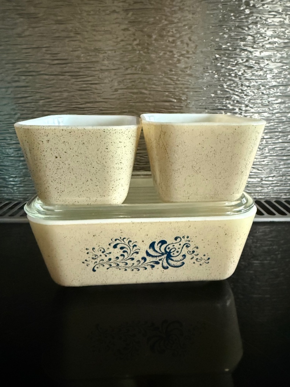 Vintage 1970s Pyrex "Homestead" Refrigerator Dishes — 4 Pieces